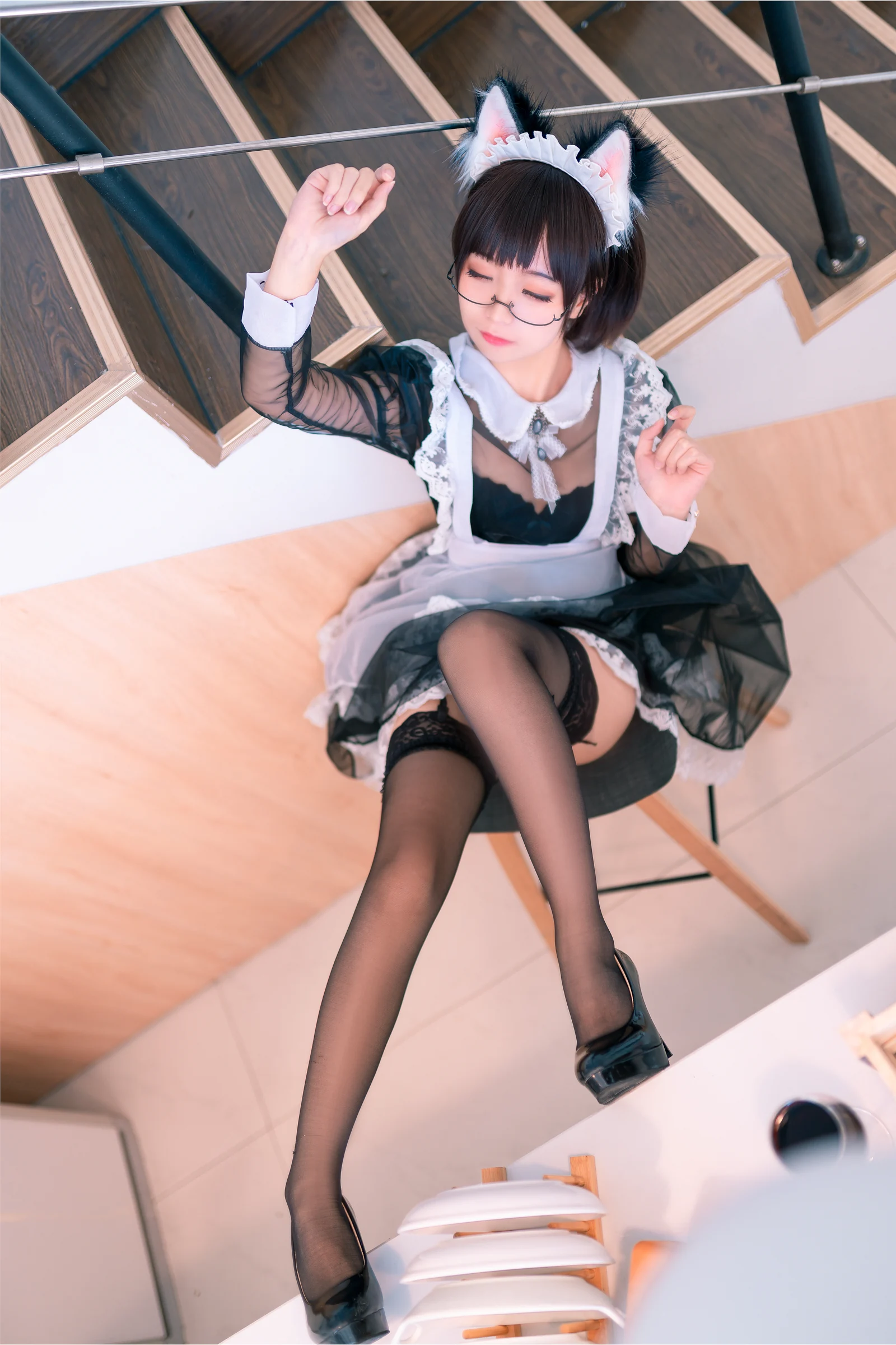 女仆萝莉 (15)